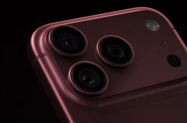 آیا نمایشگرهای آیفون 18 پرو با هم فرق دارن؟ | iphone 18 pro max 1
